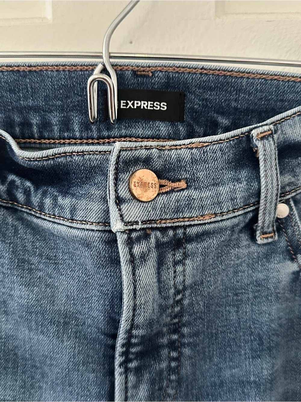 Express High-Rise Jeans in Mid Blue Wash